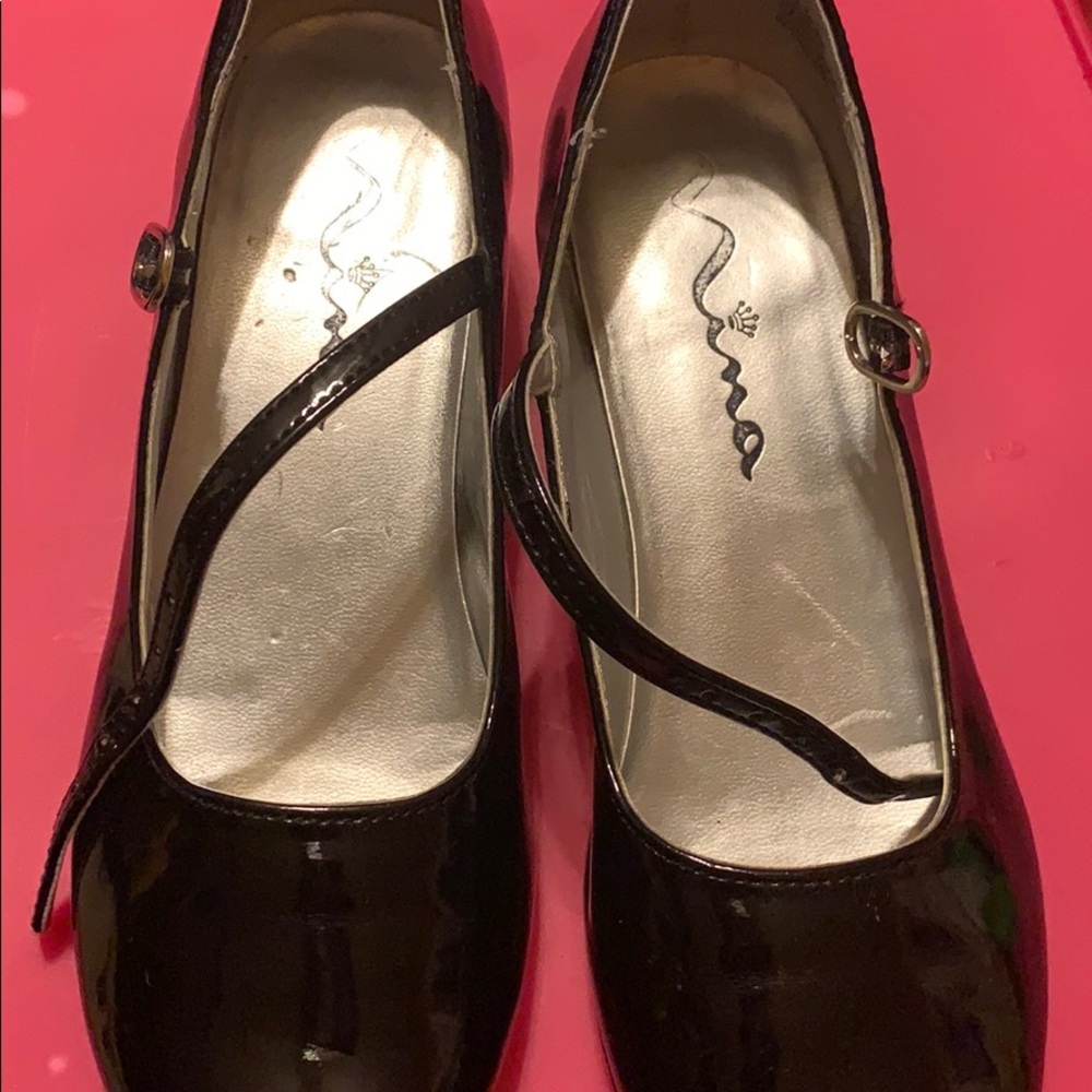 Kids dress shoes
